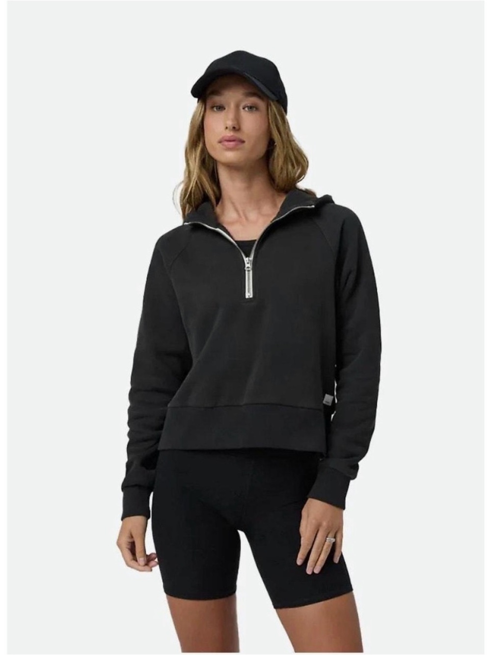 Vuori Black Quarter-Zip Pullover